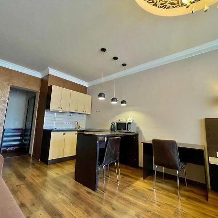 Apartment Elegant Kijów Zewnętrze zdjęcie